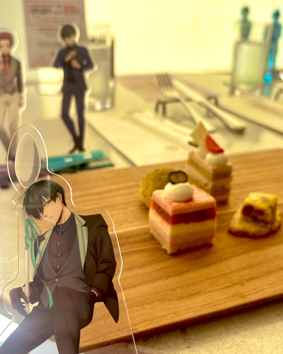 its__105's tweet image. 🍰🫖✨️