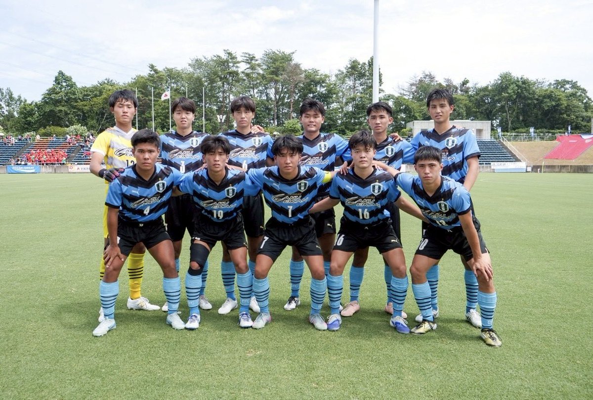 岡山学芸館　サッカー　ピステ上下　ネイビー 新 デザインスポーツ - 岡山学芸館 サッカー ピステ上下 ネイビー