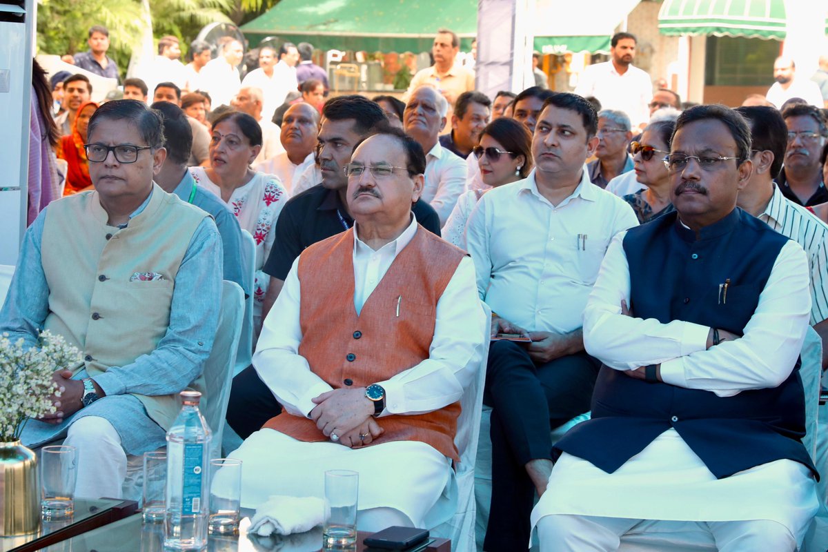 JPNadda's tweet image. आदरणीय प्रधानमंत्री श्री @narendramodi जी के &apos;मन की बात&apos; के 124वें संस्करण को आज नई दिल्ली स्थित डिफेंस कॉलोनी में भारतीय सेना के भूतपूर्व सैनिकों और कार्यकर्ताओं के साथ सुना।

प्रधानमंत्री जी ने देश में बढ़ रहे स्पेस स्टार्टअप का जिक्र करते हुए आगामी 23 अगस्त को National Space…
