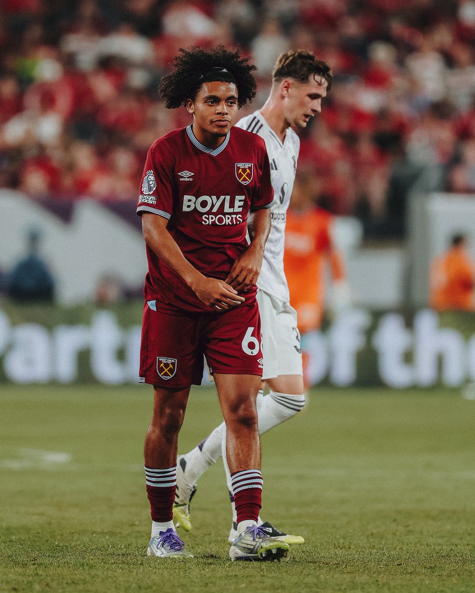 A first team debut for Preston Fearon! ⚒️