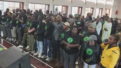 CadreNguyi's tweet image. Commander Morning π Yesterday the #MK Party KZN Provincial Detachment welcomed 300 new members from Action SA. Thatha Lento, Ayina Bungozi! #GwazaMkhontoGwaza ππ€