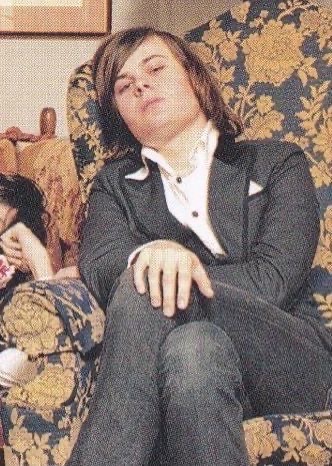 MySpace_Wh0r3's tweet image. He looks like a picture of a great great relative that's hung on some random living room