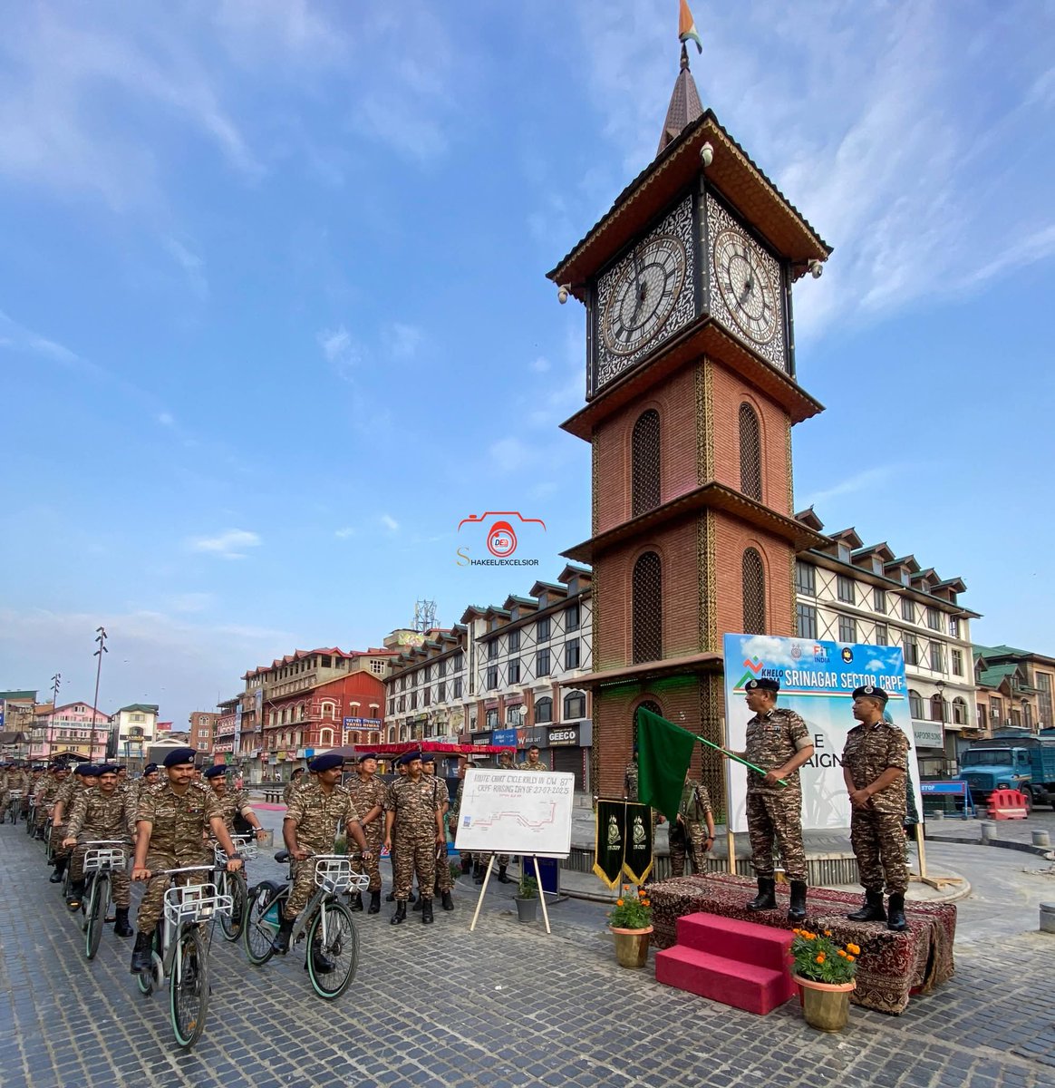ZubairChowdhary's tweet image. #Srinagar : As part of the Khelo India Scheme’s Fit India initiative spearheaded by the Ministry of Youth Affairs and Sports, a Cycle Campaign was organised by Srinagar Sector CRPF from Lal Chowk Clock Tower to SKICC Srinagar today. CRPF officers and personnel participated in the…