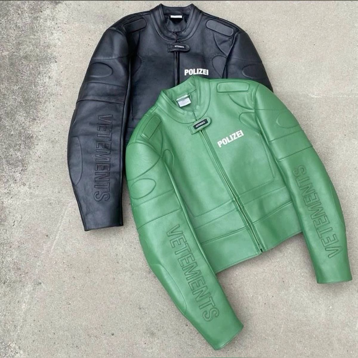 23ENT_'s tweet image. VETEMENTS