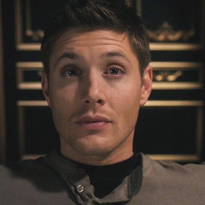 Dem0nixXx's tweet image. He looks like he has no idea what’s going on