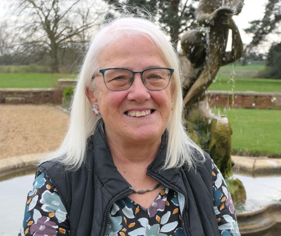 ChurchesEngland's tweet image. &quot;How can God, or even our understanding of God, be confined within any form of words, however ancient or lapidary?&quot; 

We hear from Quaker Rowena Loverance in the latest in our series of reflections marking the 1700th anniversary of the Council of Nicaea.

cte.org.uk/quakers-and-ni…