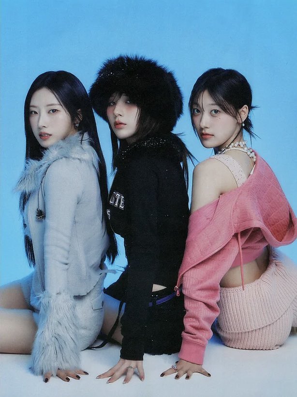 HaSeulBot's tweet image. 