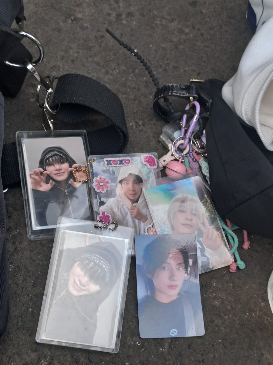 sse0kj0es's tweet image. Frame by: @satuduatigaayam &amp;amp;  @everyone_rinnn 
#happywonwooday🐱🖤
𝒂𝒏𝒅
frame by: @howoopalace
#HOWOODAYwithHWP ς(&amp;gt;‿&amp;lt;.)ఇ ◝‿◜ ఇ

special tag:
@vernonkiwi_ @angelhae03 @Artisilang38194