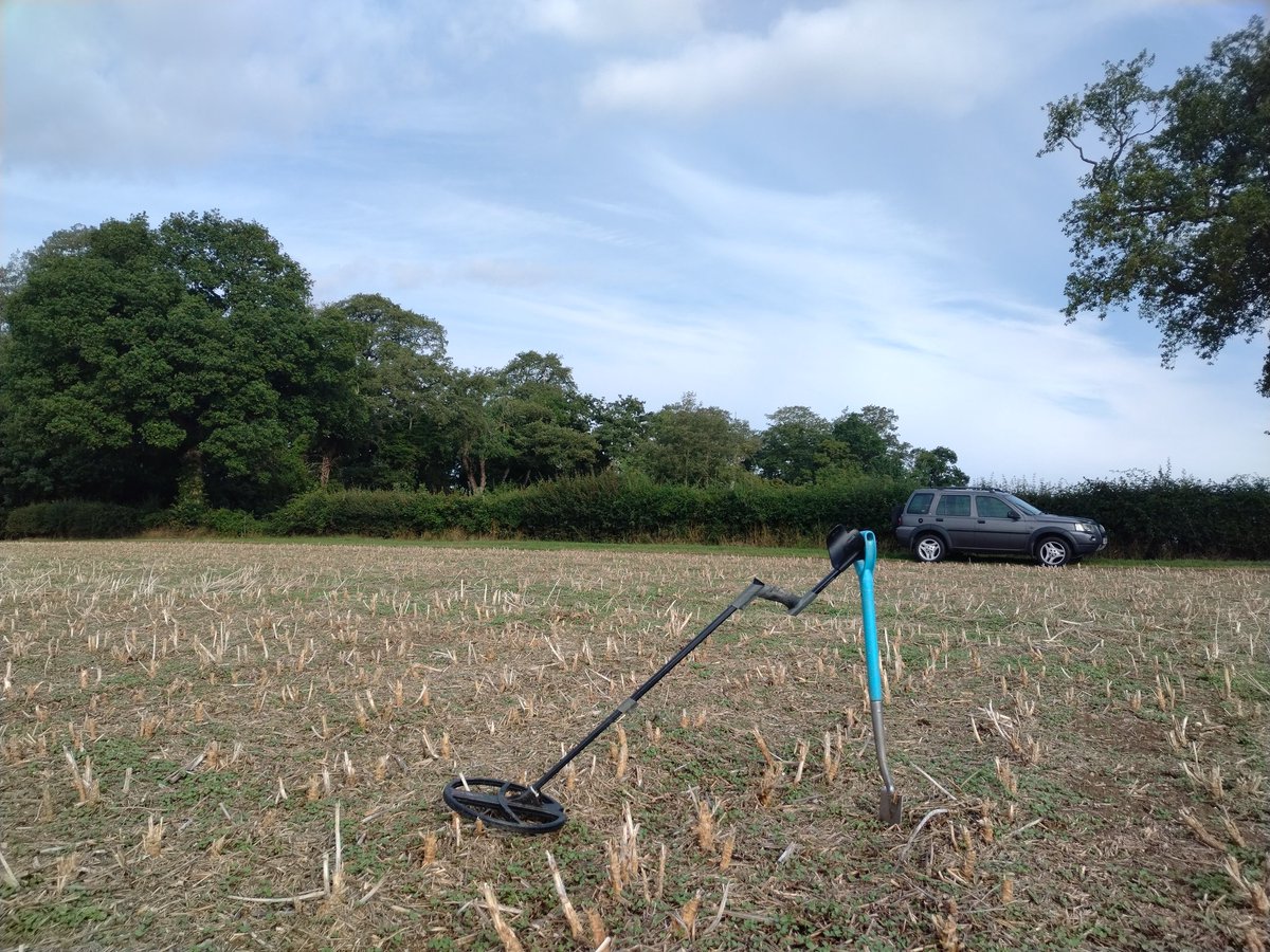 SDetectorist's tweet image. Early morning start to beat the weather 😬