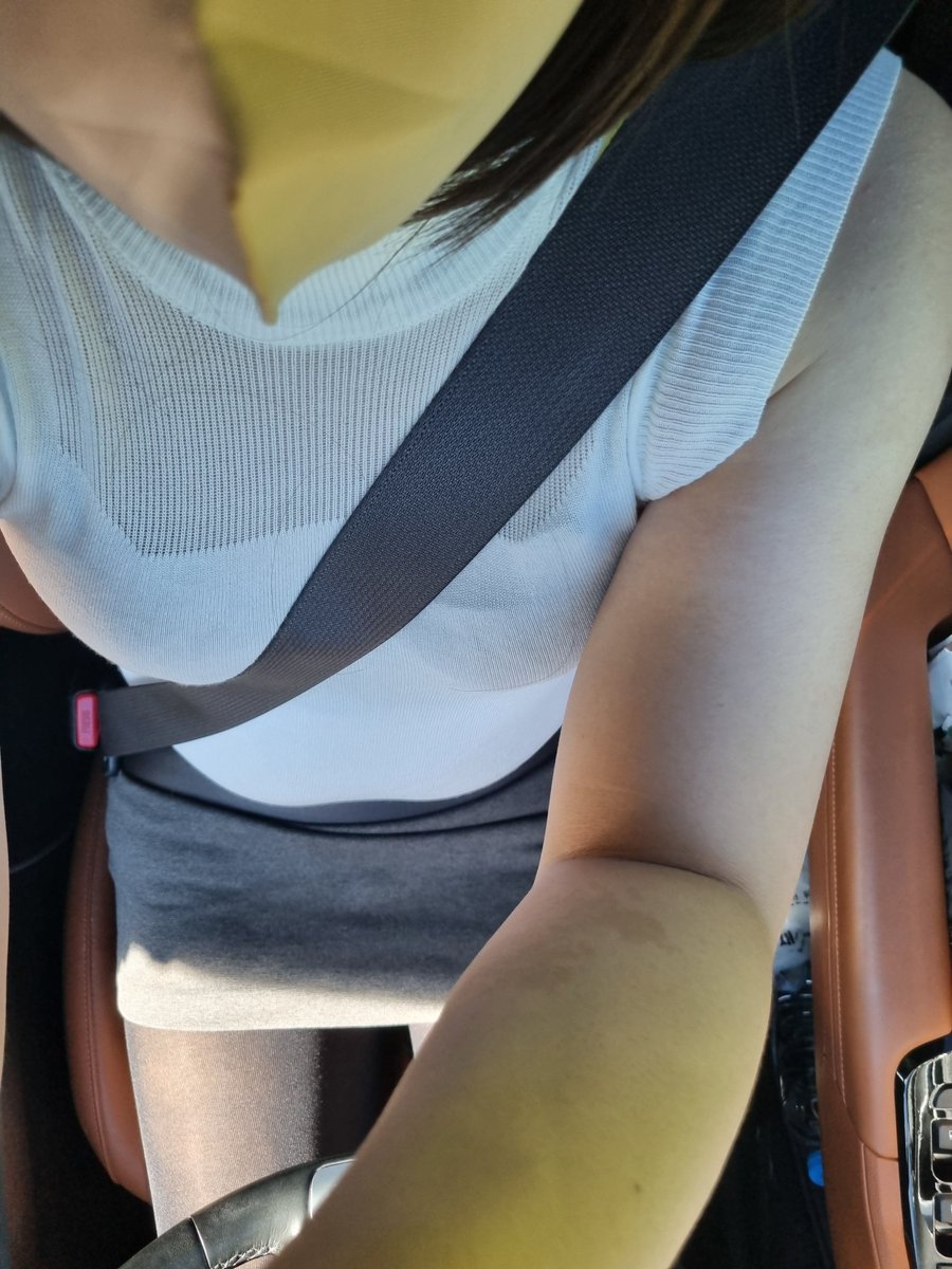 오늘도 이렇게 입고 돌아가는 중😁😁