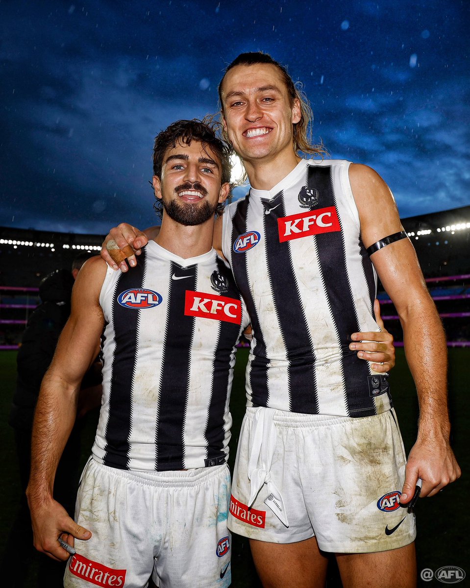 MichaelCWillson's tweet image. Daicos 🤝 Moore #AFLTigersPies