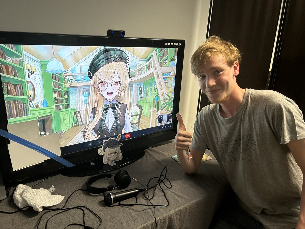 RutgerDaFandit's tweet image. Super happy I got to see #kannayanagi it was super amazing i got the chance to talk with you 💛