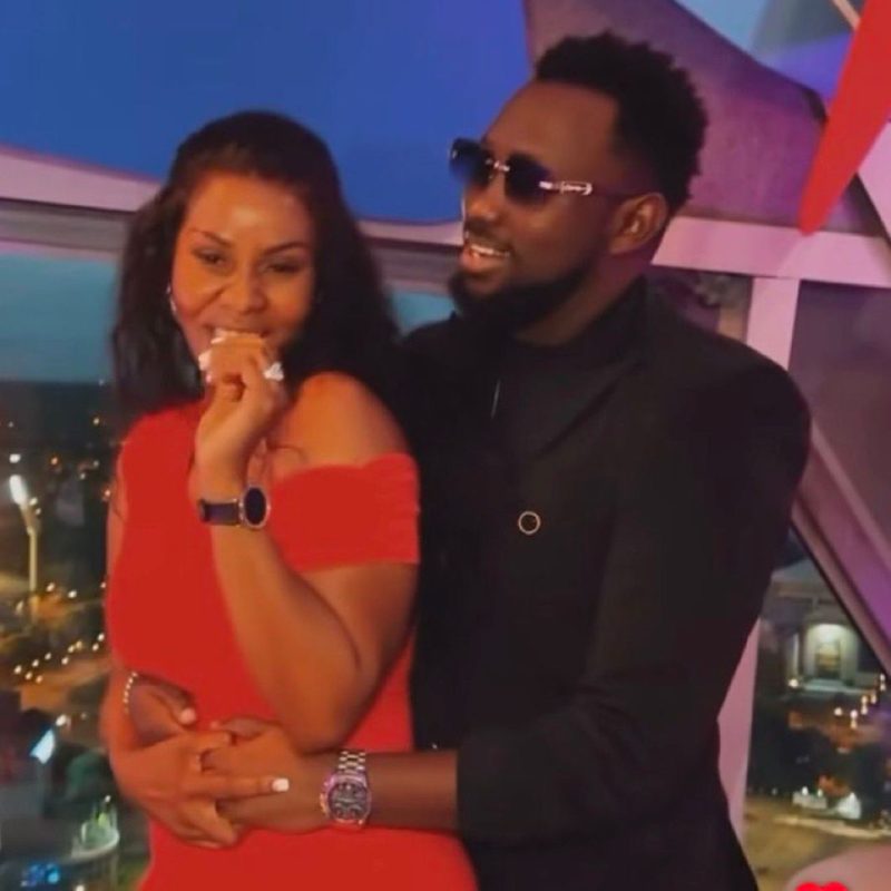 ChimpReports's tweet image. Levixone, Desire Luzinda Engagement: A Love Story Rooted in Redemption and Faith - #ChimpReportsNews
chimpreports.com/levixone-desir…