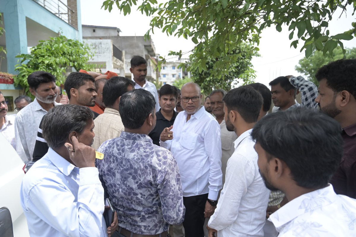 rajeshkrinc's tweet image. स्नेह , सम्मान और संवाद 

📍 आवासीय कार्यालय औरंगाबाद