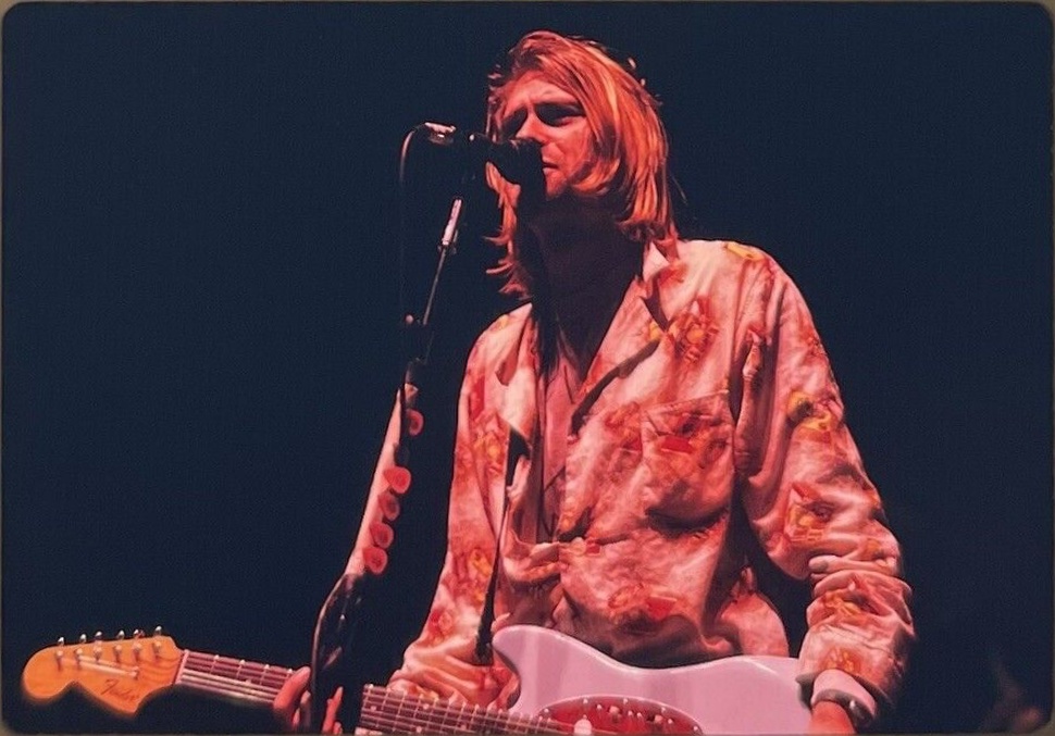 hourly_cobain's tweet image. 