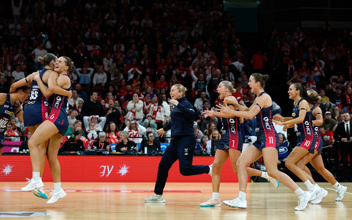 SuperNetball's tweet image. Holyyyyyyyyy 🤯