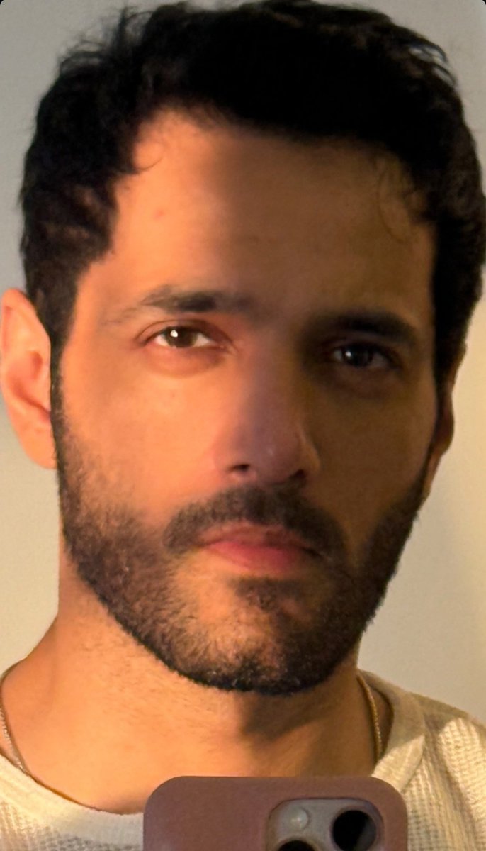 clumpsy_me's tweet image. #YumHaj | Mommy and DaddyyyyποΈπποΈπ§π»ββοΈ