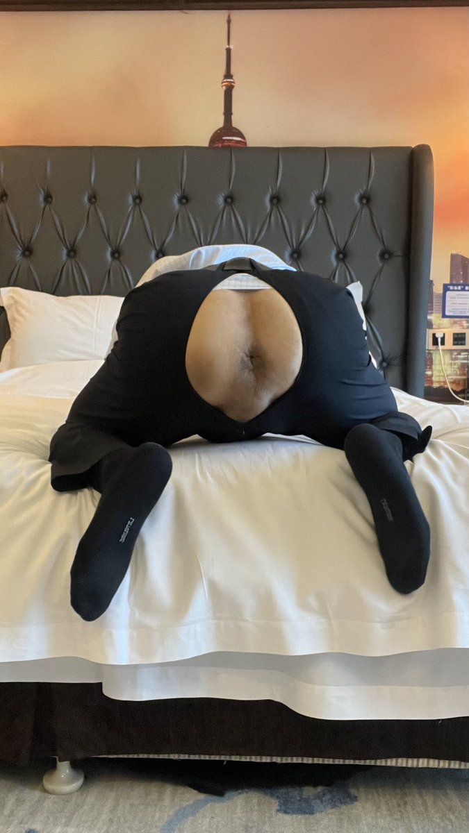 看看正装大叔的逼吧，太松了，感觉被拳过 不用放油都能进去🌚🌚🌚