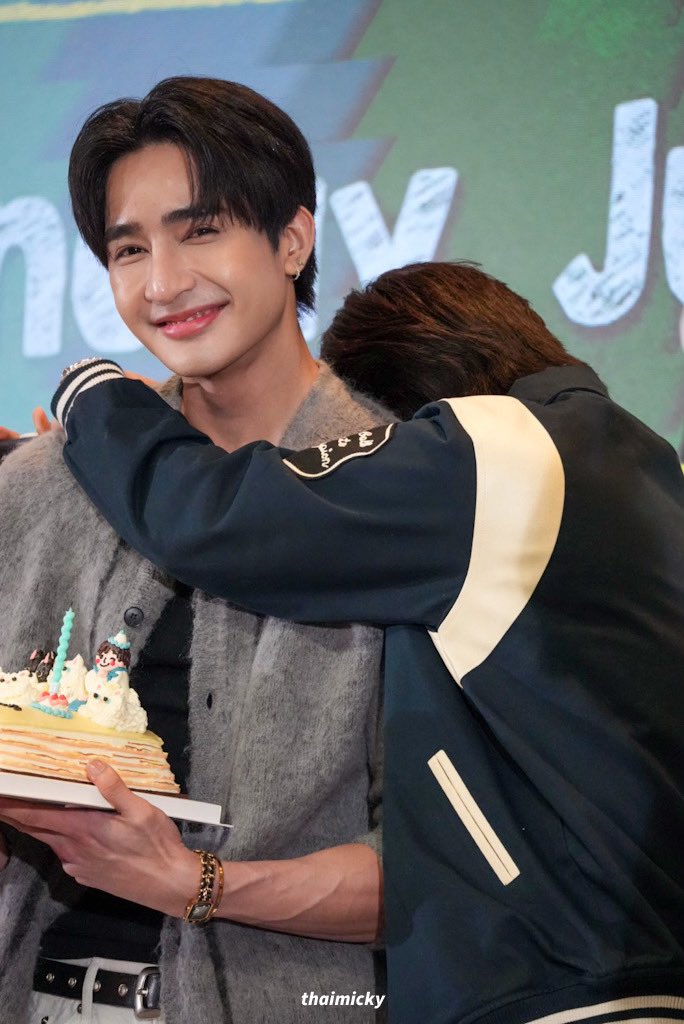 thaimickyy's tweet image. 250727 — MIXXIW 27TH BD
ขอให้คุณสองคนอยู่ด้วยกันนานๆ😭🤎❤️
#27ปีมิกจิ๋ววิทยาคม
#Mixxiw @wixxiws
#EarthPirapat @Earth_Pirapat