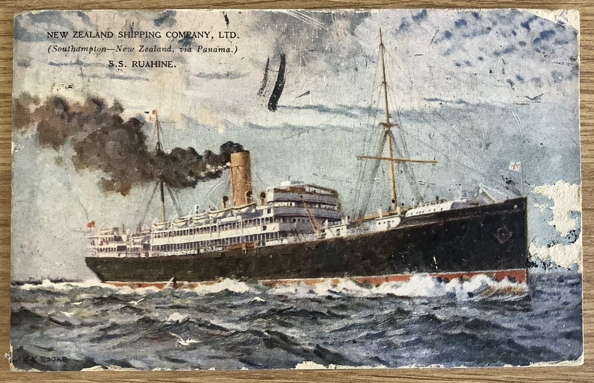 PaulSuttonKing's tweet image. We’re bound for New Zealand for #SailAwaySunday hopefully he will be back by June to sample the delights on offer the Whiting Bay tea rooms. #postcard