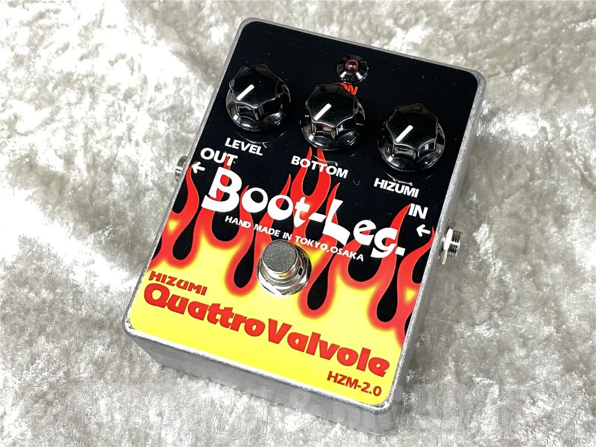久しぶりの入荷！
Boot-LegのHIZUMI【HZM-1.2】とQuattro Valvole【HZM-2.0】
HZM-1.2は、乾いたオーバードライヴから､歪みすぎないヴィンテージ風ディストーション！
HZM-2.0は、真空管アンプのような太くて重く、分離の良いヘビィな歪み！
こちらからご注文が可能です⬇️
digimart.net/search?shopNo=…