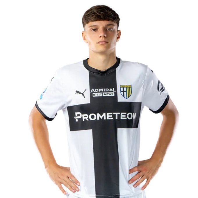 BianconeriZone's tweet image. ‼️Juve want to offer to Parma a lower price for Leoni, but the centre-back would stay at Parma on loan until June 2026.
@NicoSchira | #Juventus