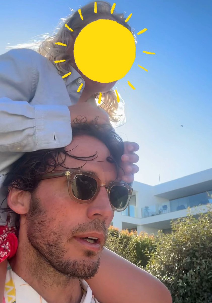 Cristina6013's tweet image. Essere fisicamente e mentalmente disponibili per i figli, partecipando alla loro vita e alle loro attività.
Filippo sei un anima bella ❤️