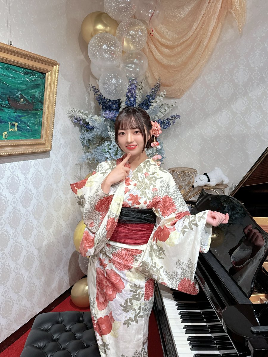 【-`📣⋆ツイキャス配信のお知らせ】

本日21時30分〜
浴衣ライブのお礼も兼ねて
久しぶりのグランドピアノ配信します🎹︎💕︎

フォローと通知登録して待っててね( ¨̮ )
twitcasting.tv/rina_piano1111