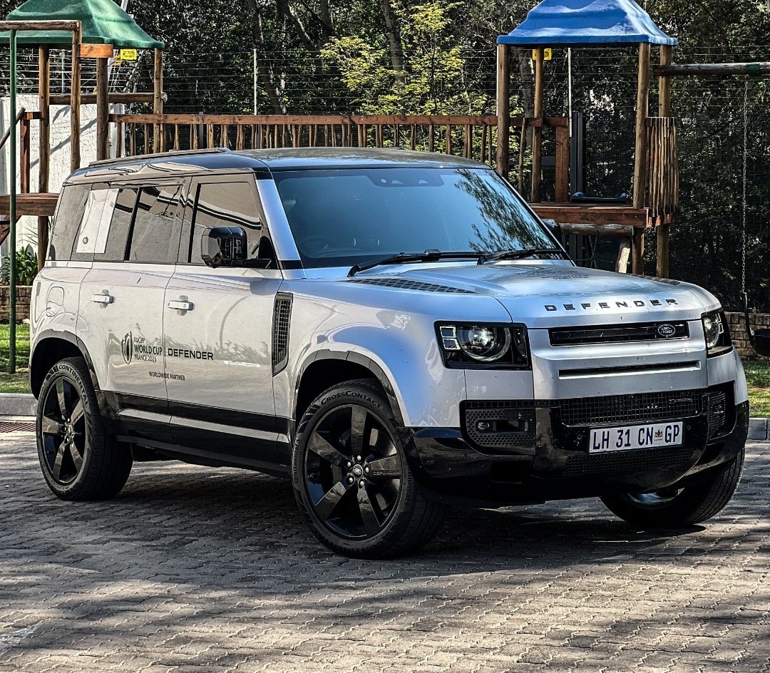 DriveNowUg's tweet image. Which of these Luxury SUVs can last for 10 years if you're to drive one daily and why?