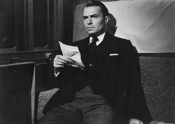 KingofFr1's tweet image. "Puede decirse que he estado en el inicio, ascenso, pico, colapso y fin de las películas habladas": la frase de Mankiewicz es cierta y retrata a uno de los grandes narradores de Hollywood y que no tiene un solo filme mediocre.
Operación Cicerón (1952) y un genial James Mason.