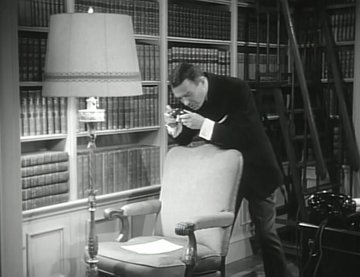 KingofFr1's tweet image. "Puede decirse que he estado en el inicio, ascenso, pico, colapso y fin de las películas habladas": la frase de Mankiewicz es cierta y retrata a uno de los grandes narradores de Hollywood y que no tiene un solo filme mediocre.
Operación Cicerón (1952) y un genial James Mason.