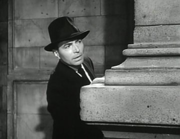 KingofFr1's tweet image. "Puede decirse que he estado en el inicio, ascenso, pico, colapso y fin de las películas habladas": la frase de Mankiewicz es cierta y retrata a uno de los grandes narradores de Hollywood y que no tiene un solo filme mediocre.
Operación Cicerón (1952) y un genial James Mason.