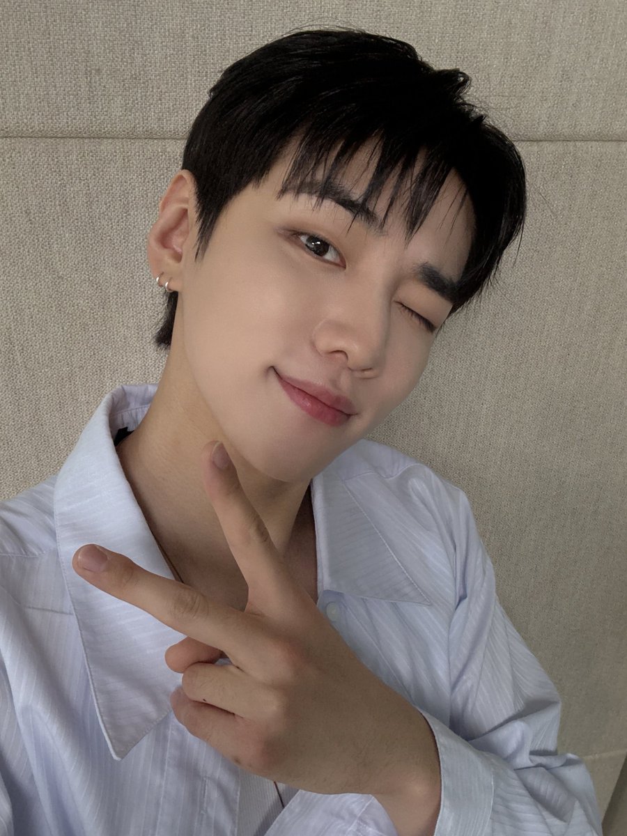 dkz_dy's tweet image. [📸] 250727 미니레코드

😸💗✨️

#재찬 #JAECHAN
#JCFACTORY_vol2 
#PosterBoy