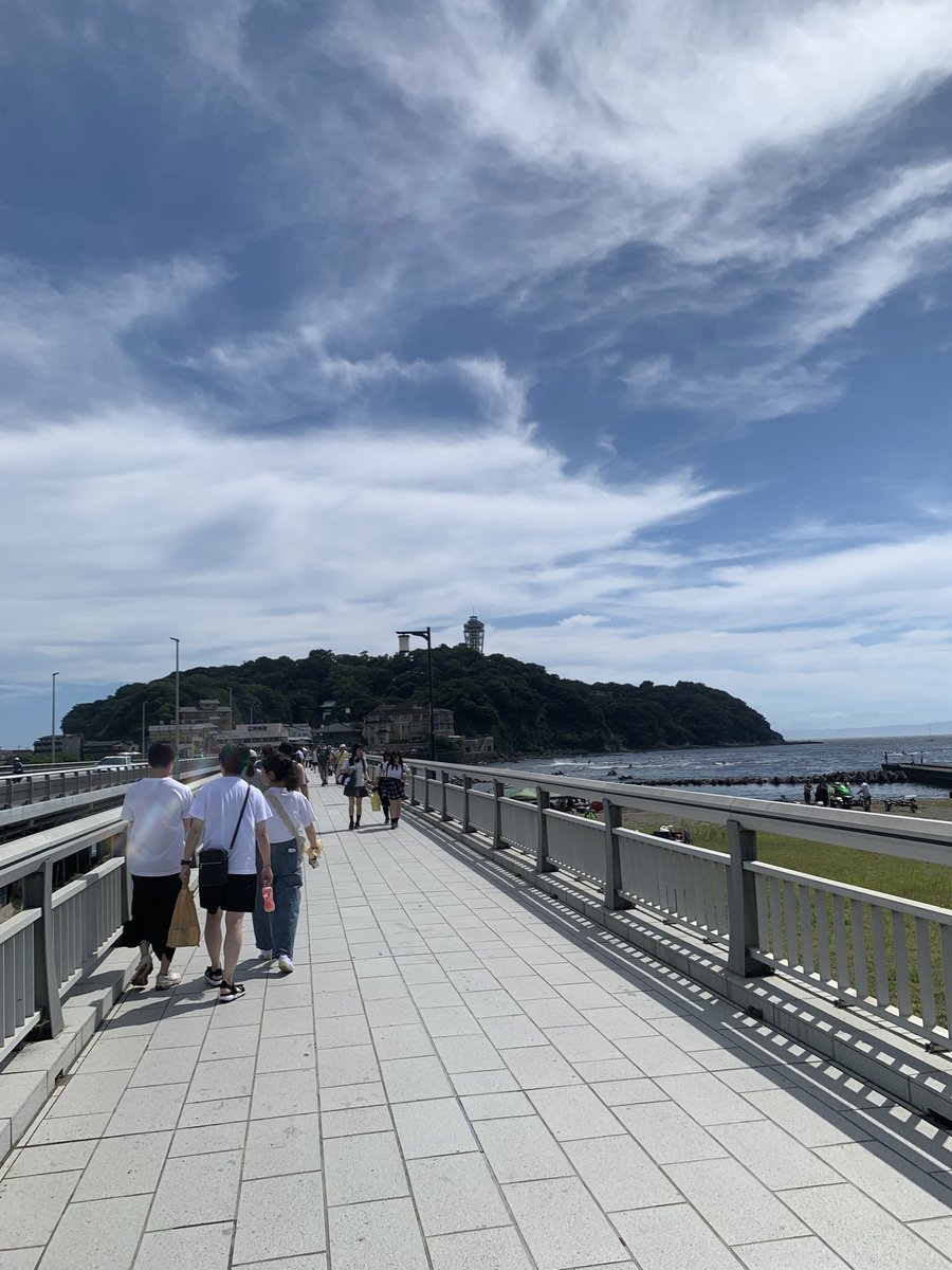 higonoya's tweet photo. リフレッシュ！！！
海は綺麗だ！どこまでも！
週明け、また焼き鳥食べに来てくださいね！ https://t.co/Q7KRoTwgKS