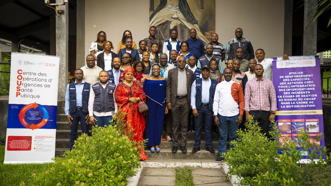 chritshimuto's tweet photo. Dans le cadre de la riposte contre les différentes incidents qui se vit en RDC, nous avons eu le réel plaisir de prendre part à l'atelier de mutualisation des efforts de la CREC envie d'une repose efficace et efficiente dans la prise en charge des urgences Sanitaires en RDCongo . https://t.co/A5OsfBLFmx