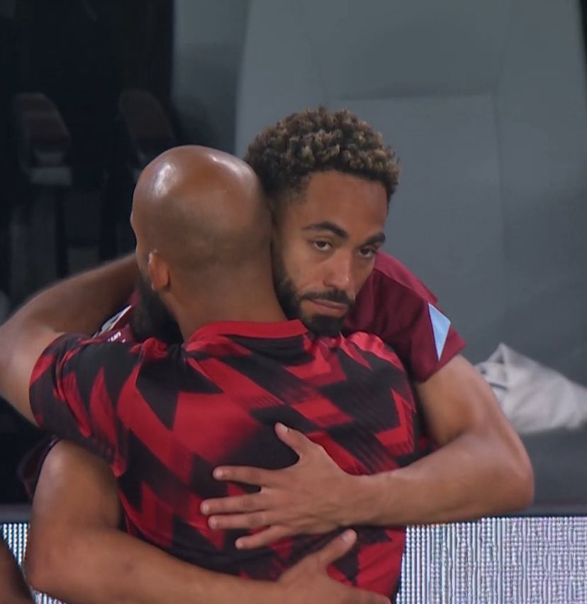 UnitedsUpdate's tweet image. 📸 Bryan Mbeumo and Matheus Cunha 🤗❤️ #MUFC