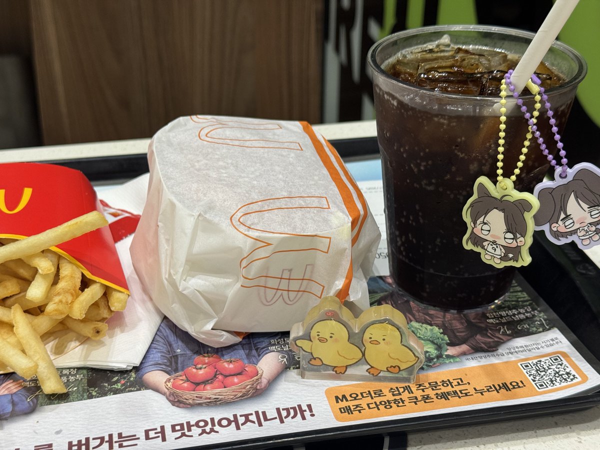 gga_soo's tweet image. ํ๋ถ๊ธฐ ๋จน์ผ๋ ๋ ์๊ฐ ์ ์ ๋ฐ์ ์ ๋๋ ๋์์จ๋ฏ๐
