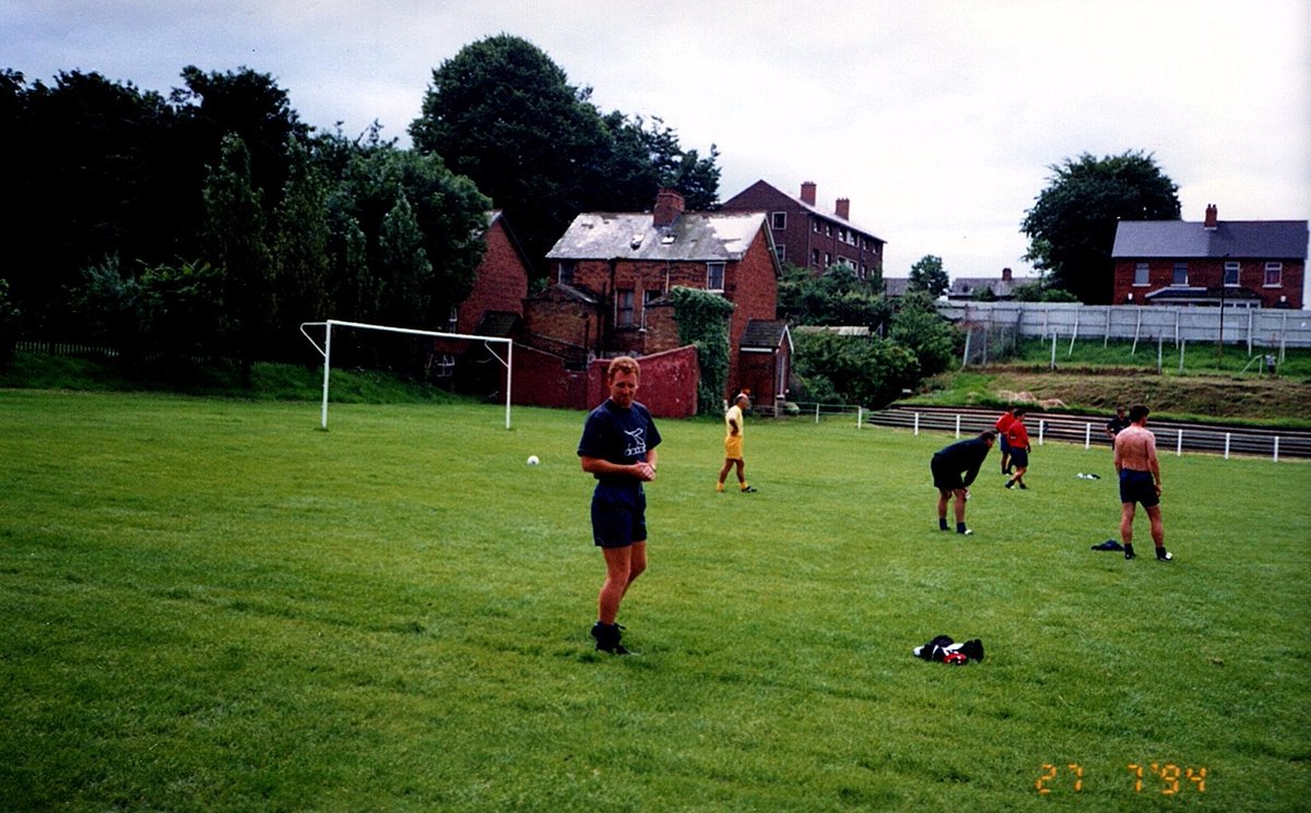onthisGTFCday's tweet image. 27th July 1994 - Neil Woods scores the only goal of the game as Grimsby Town play the second game of their Northern Ireland Tour against Bangor at Clandeboye Park. Photos of Town players training earlier in the day. Att: 650 #GTFC
Do you have any photos or details @bangorfc ??