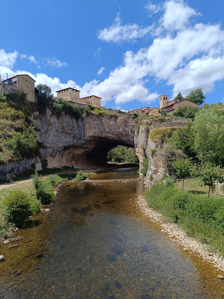 Burgos, sin ir más lejos tweet media