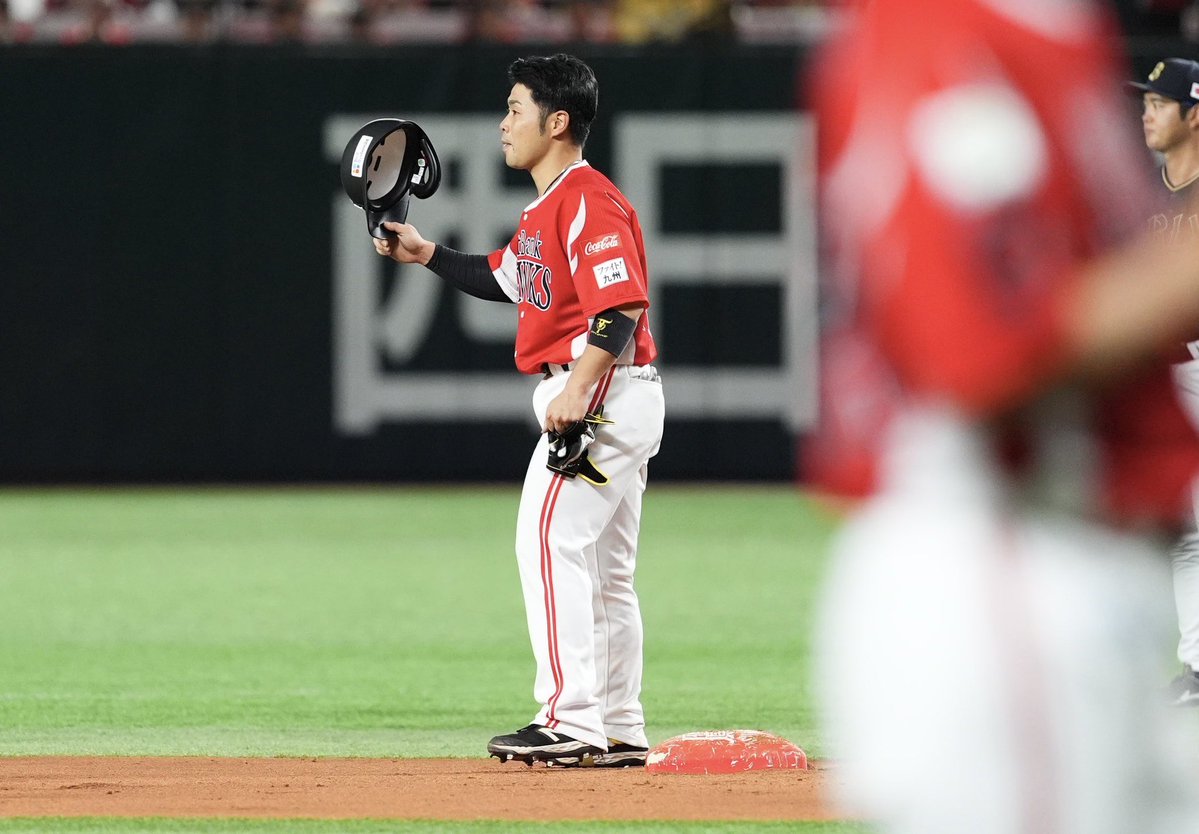 takafullc2's tweet image. たかほーーーー!!!
#大関友久 投手が8回1失点の好投で8勝目!
#柳町達 選手が先制タイムリー!!!
#近藤健介 選手が通算300二塁打を達成!!!
引き分けを挟んで、8連勝となりました!!!
#sbhawks #鷹フル