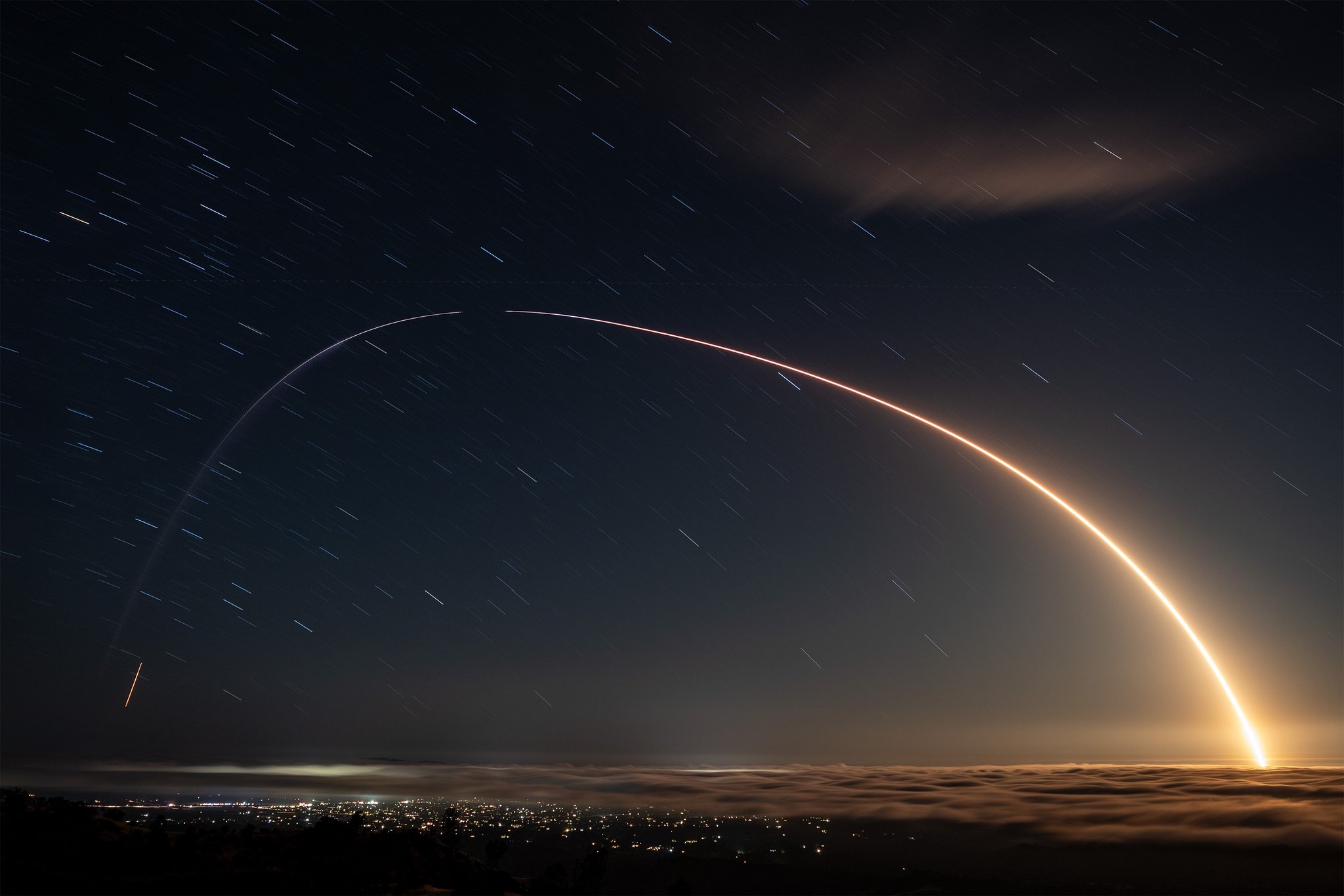 SpaceX 2020モザイクパズル 17 \"x 17\" 289ピース SpaceX 2020モザイクパズル 17 