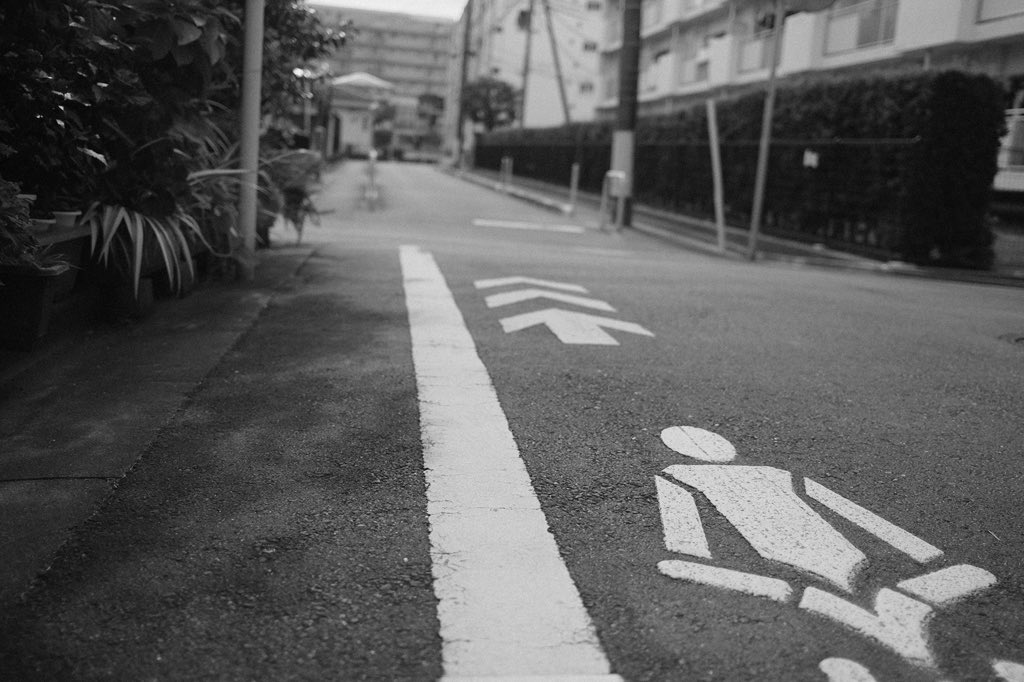ymrun_jp's tweet image. モノクロの世界がやばい