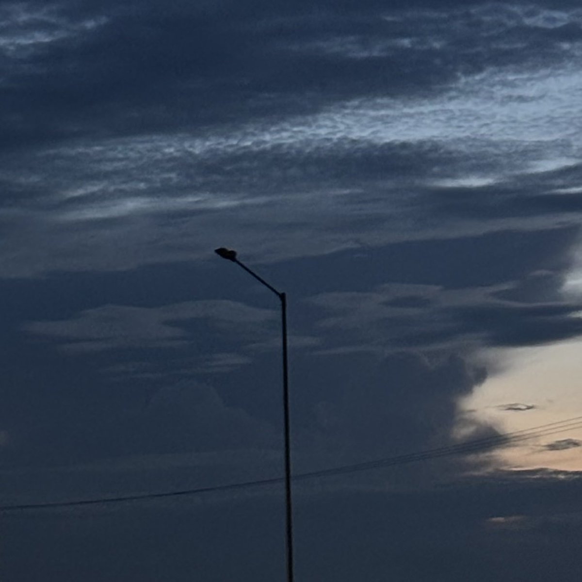 zeeaurav's tweet image. sky &amp;amp; lights