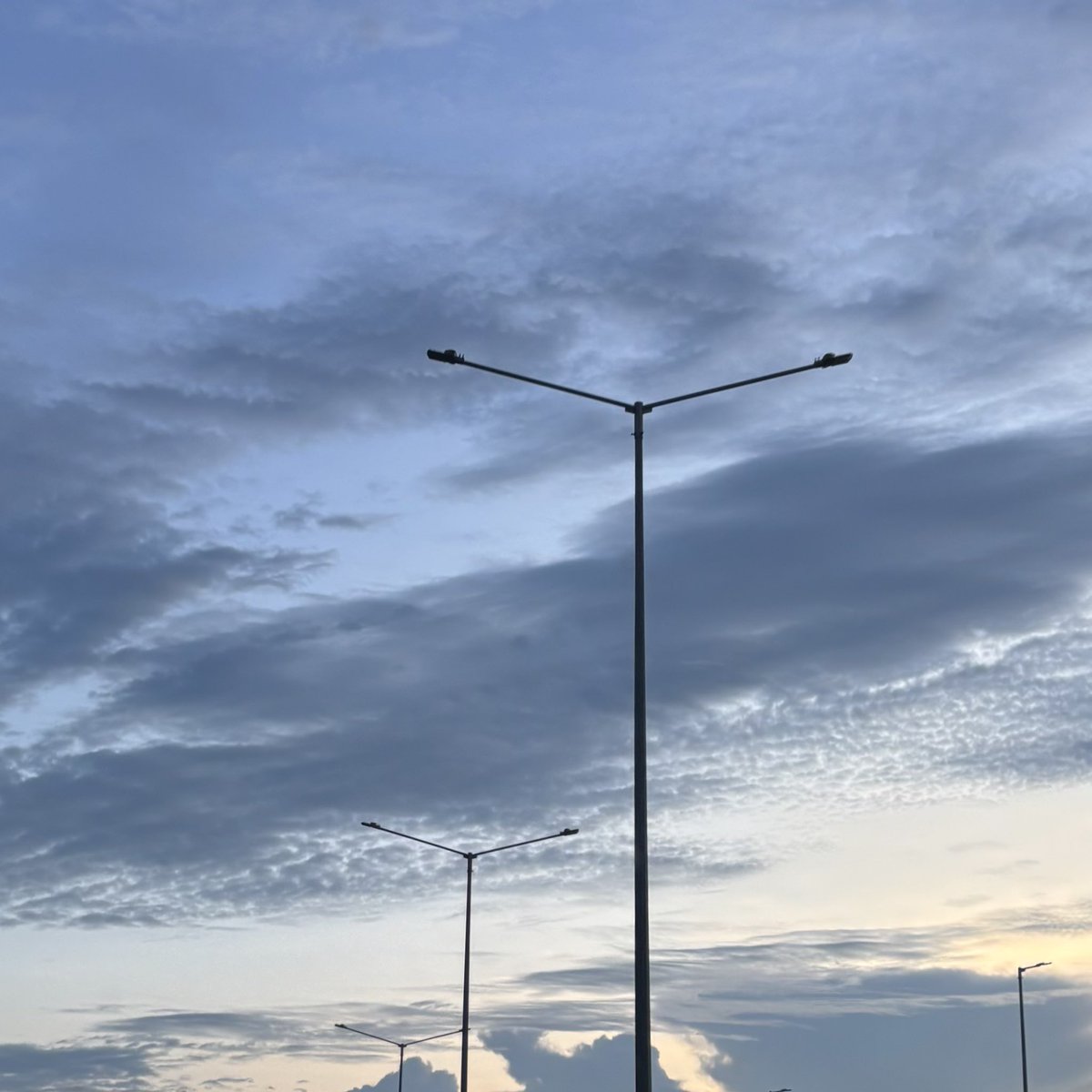zeeaurav's tweet image. sky &amp;amp; lights