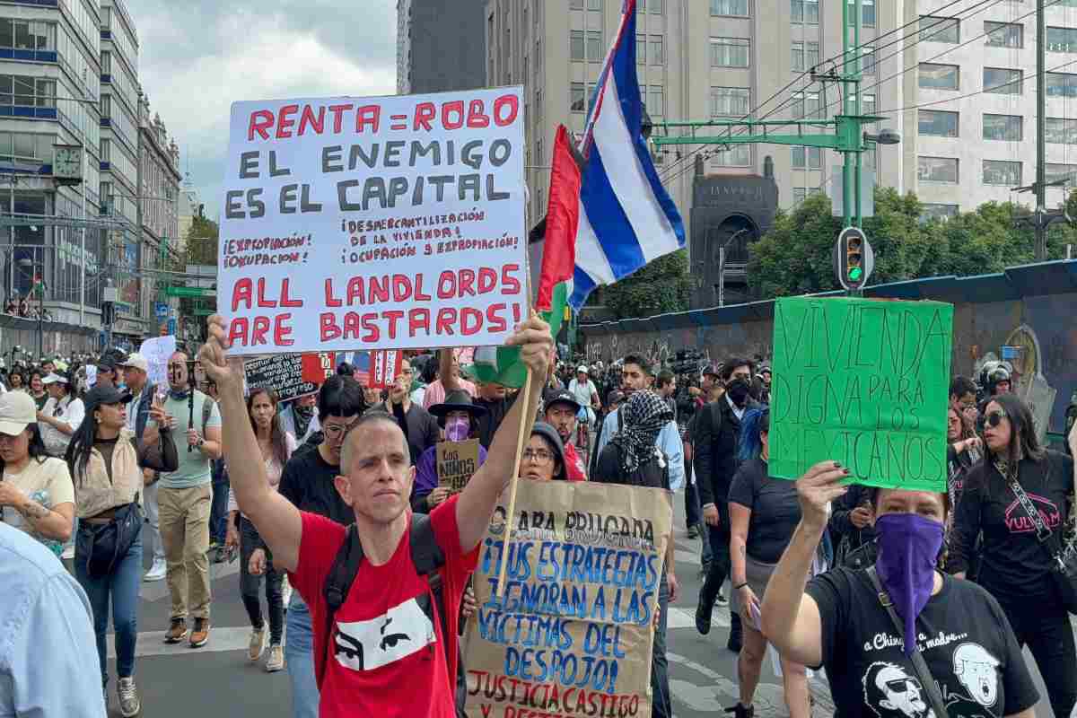 VIM_Media's tweet image. “¡No es progreso, es despojo!”, reclaman en la tercera marcha contra la gentrificación en CDMX.