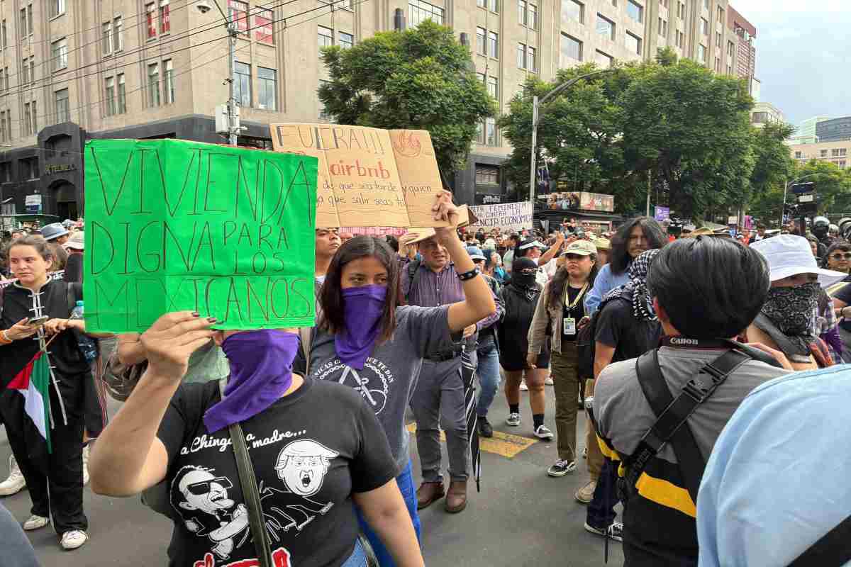 VIM_Media's tweet image. “¡No es progreso, es despojo!”, reclaman en la tercera marcha contra la gentrificación en CDMX.