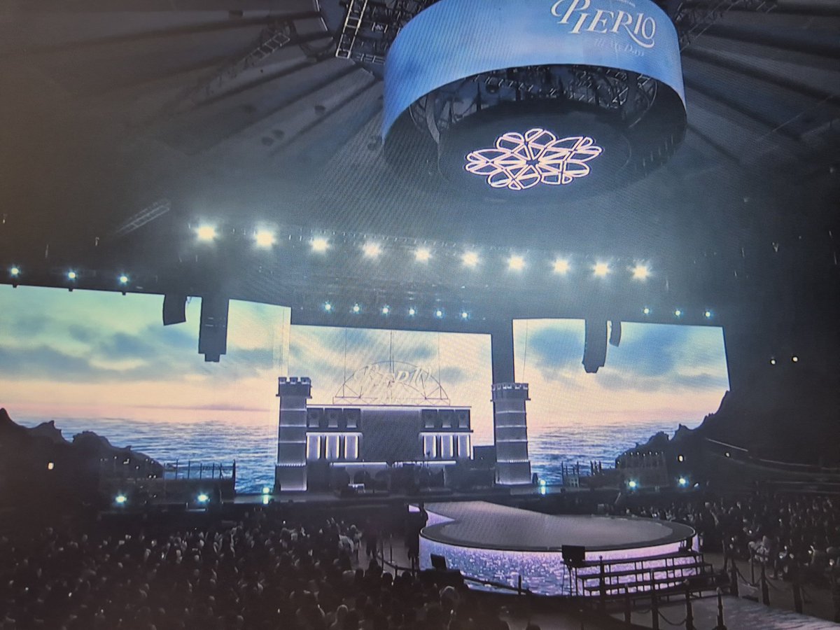 mool_e_des's tweet image. 실체 방구석 1열 시야 좋네요