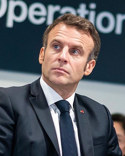 GPTVoff's tweet image. 🔍 Macron isolé sur la scène internationale ! Trump et Wilders le démolissent après son annonce de reconnaissance de la Palestine.
🌍 Une diplomatie en échec ? L'annonce de Macron a provoqué une série de réactions mêlant indifférence et moquerie. Les actions concrètes tardent,…