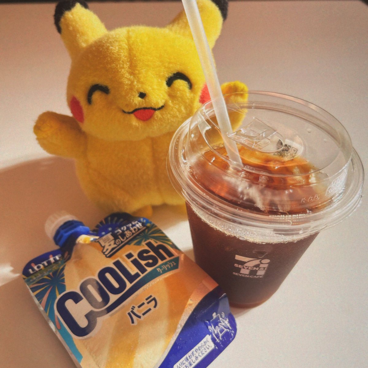 fuyo_587's tweet image. 夏のプチ贅沢───🍨☕️