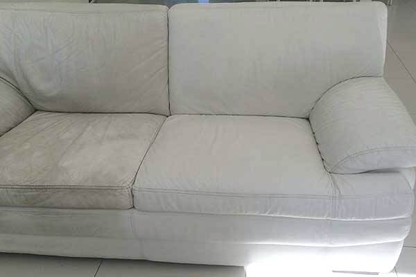 Cleanfrevans's tweet image. What is the remedy of Stains on your Sofas?
What can you do to make sure your Sofas inasmell vizuri at all times.
Book our service today available at the comfort of your home ( tunakuja kwako,).
Give us a call now on
馃摓 0796871239
